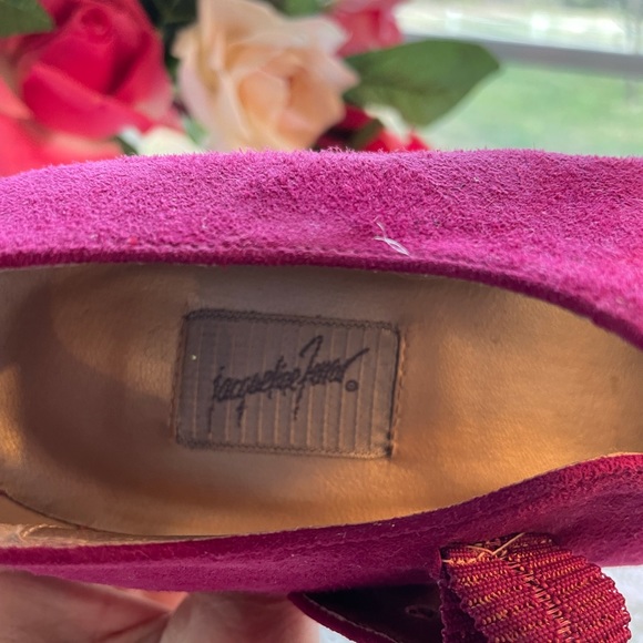 🤩 4/15Vintage Shoe: Jacqueline Ferrar Magenta 2” heel, missing tap - Picture 7 of 16